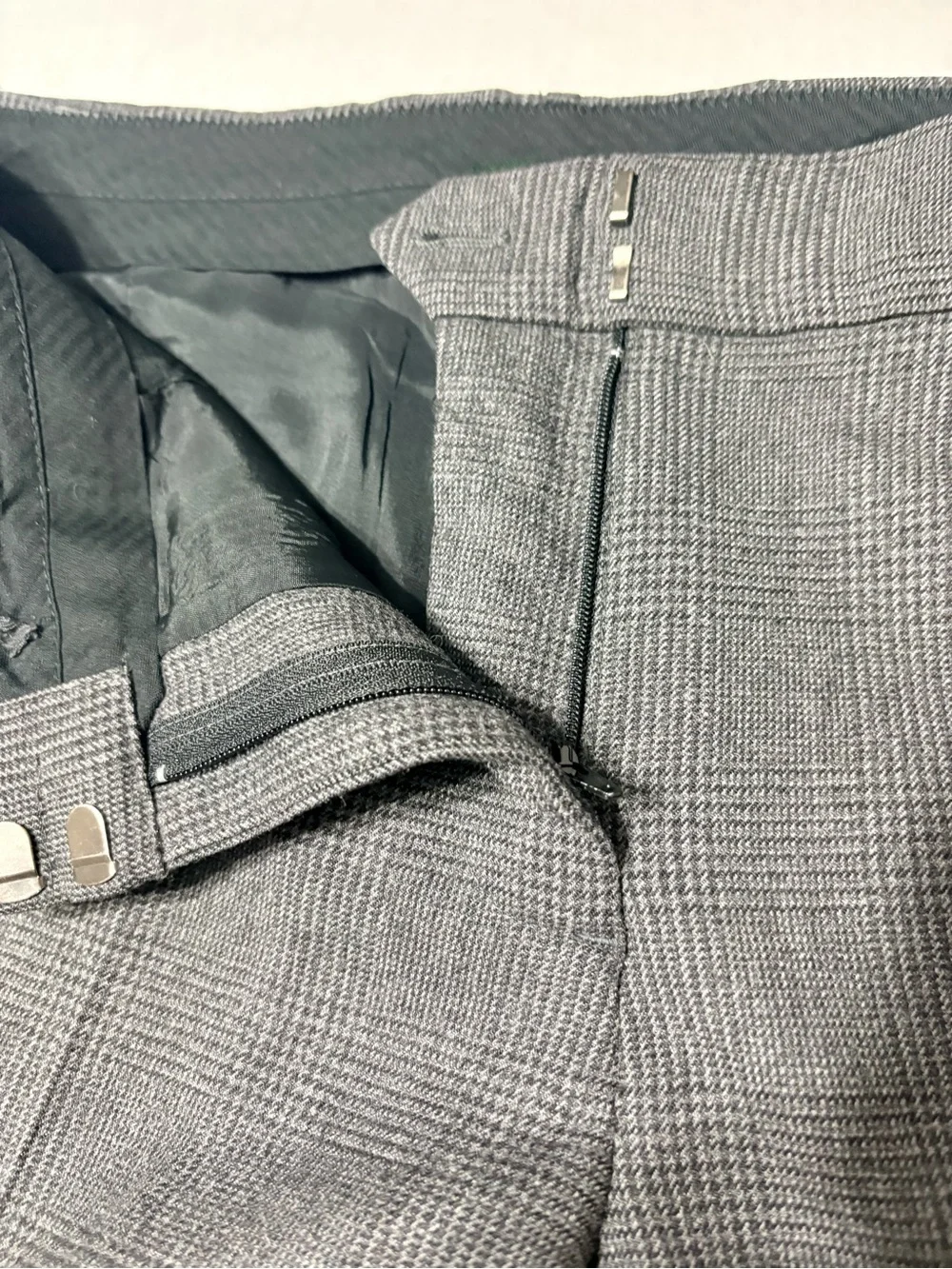 Woman’s J. Crew City Fit Wool Dark Gray Glen Plaid Career Straight Leg Pants 8